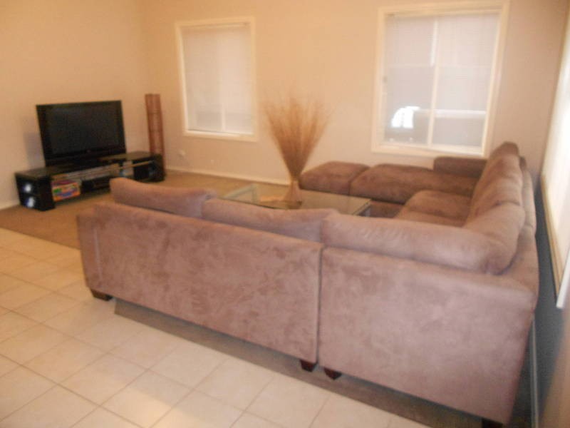 12 Klippel Way, Caroline Springs VIC 3023