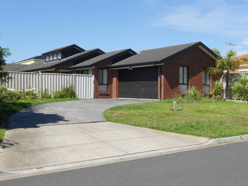 15  Tamora Way, Sydenham VIC 3037