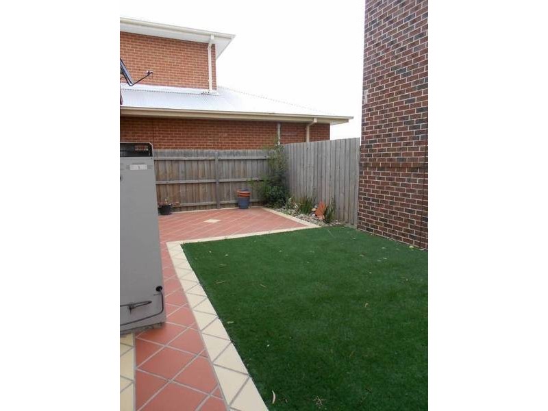 1/504-506 Melton Highway, Sydenham VIC 3037