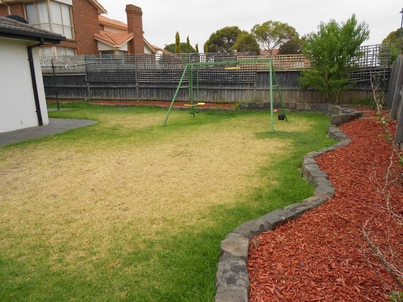 6  Longhurst Crescent, Hillside VIC 3037