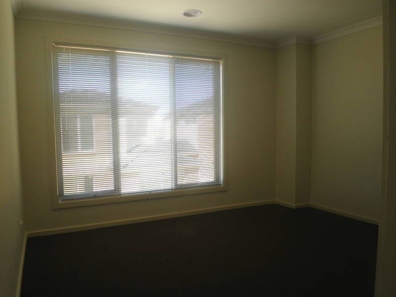 10  Ritchie Circuit, Hillside VIC 3037