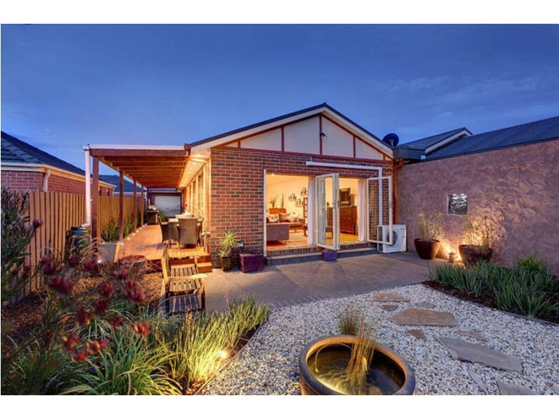 1/5 Padula Court, Hillside VIC 3037