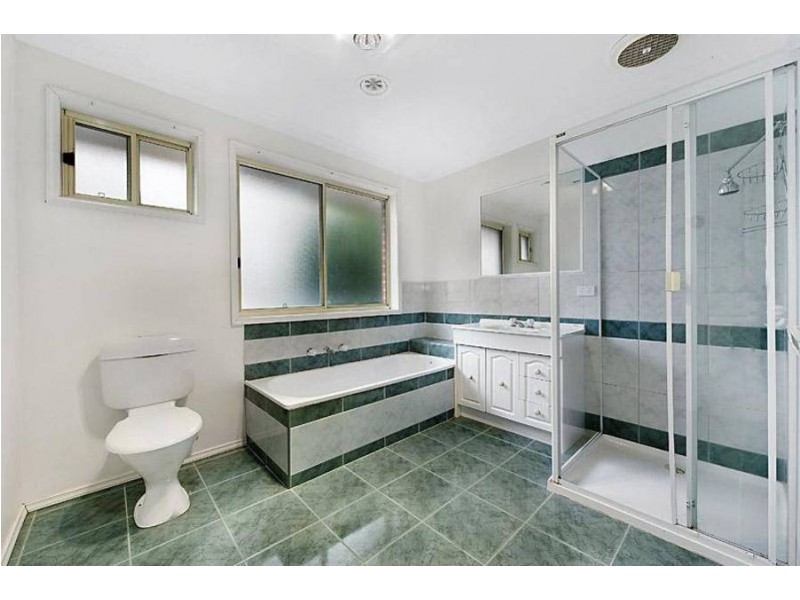 43 Royal Crescent, Hillside VIC 3037