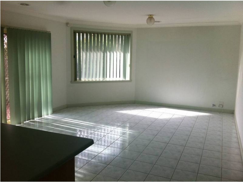 7 William Circuit, Caroline Springs VIC 3023