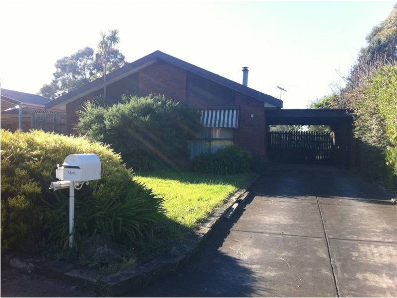 6 Kalbarri Court, Taylors Lakes VIC 3038