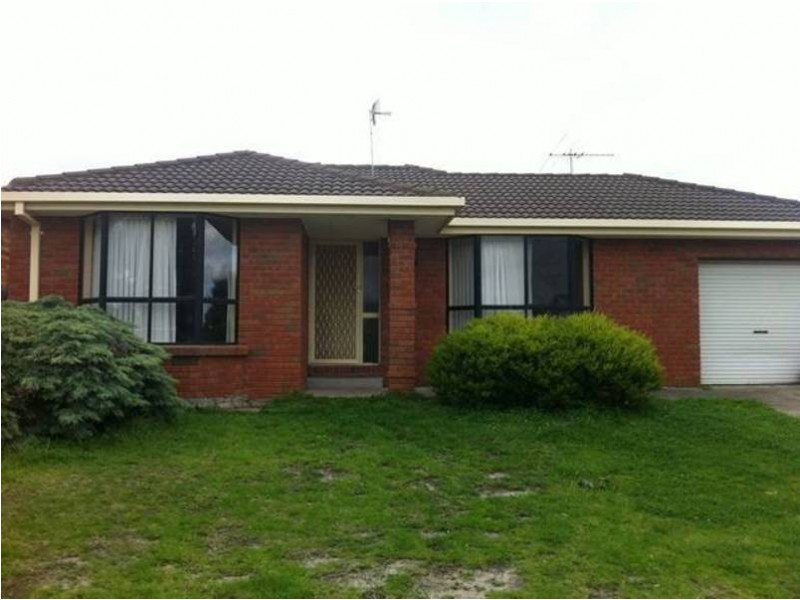 6  Pollock Court, Delahey VIC 3037