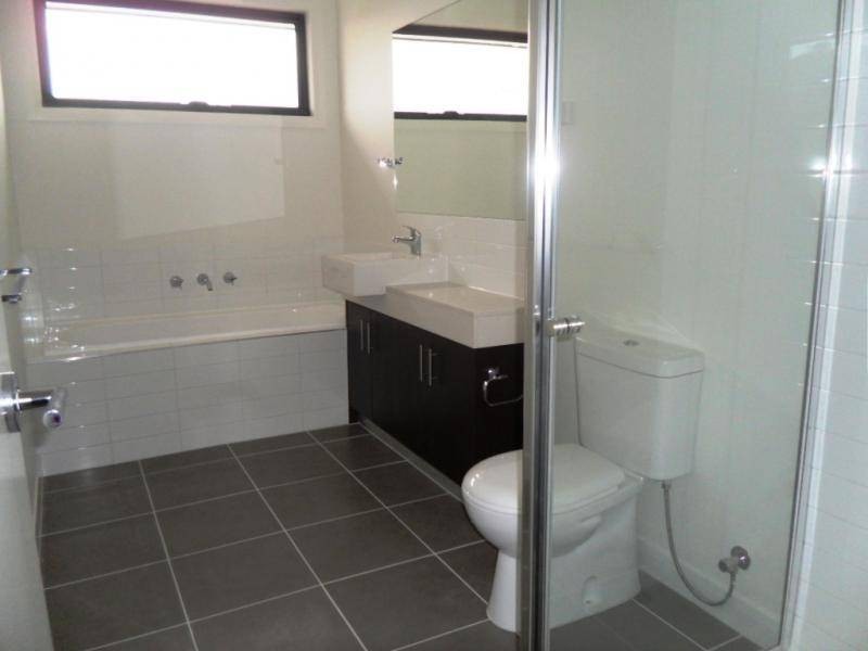 5/28 Buckingham Street, Sydenham VIC 3037