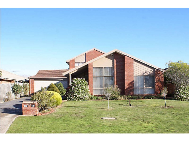 12 Brennan Court, Sydenham VIC 3037