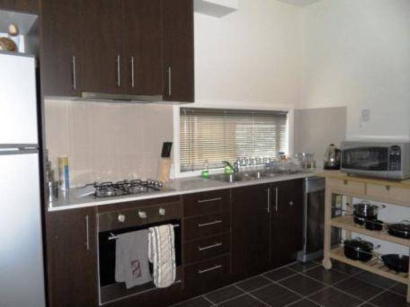 6 Erskine Way, Sydenham VIC 3037