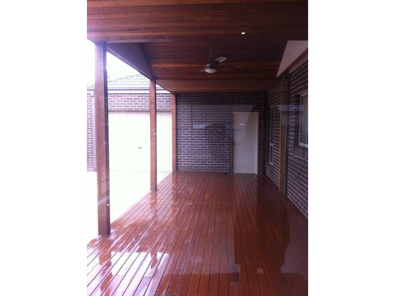 15 Melfin Drive, Hillside VIC 3037