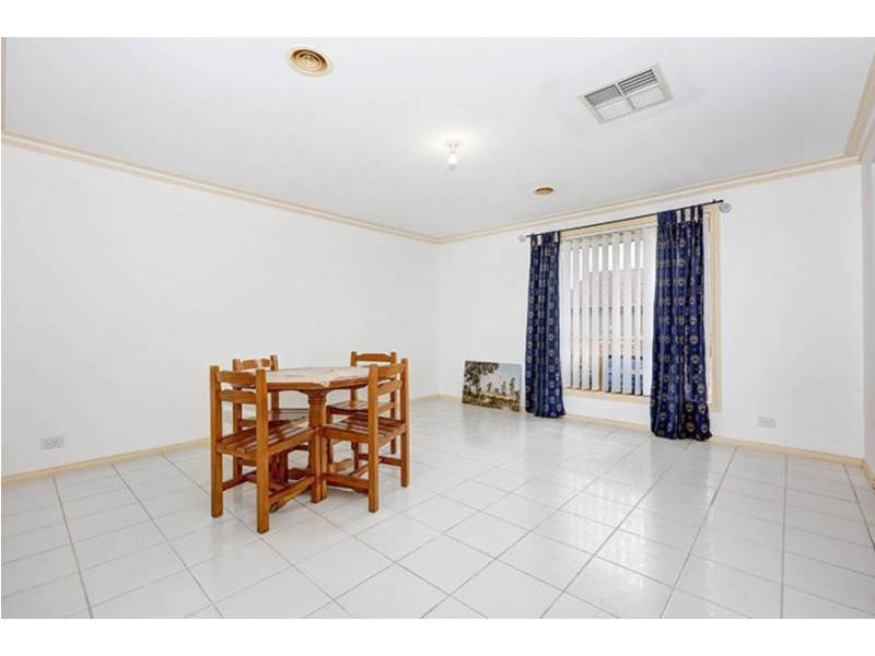 1/55 Pecks Road, Sydenham VIC 3037