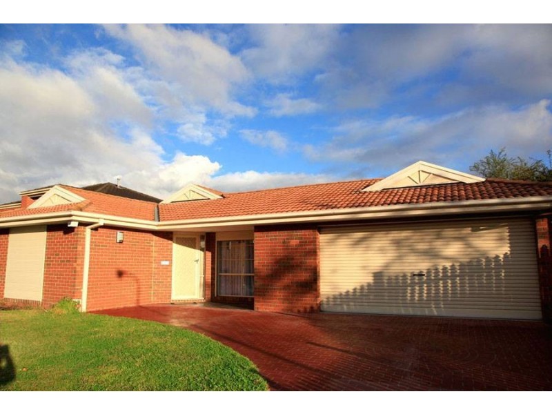 3 Brogil Walk, Sydenham VIC 3037