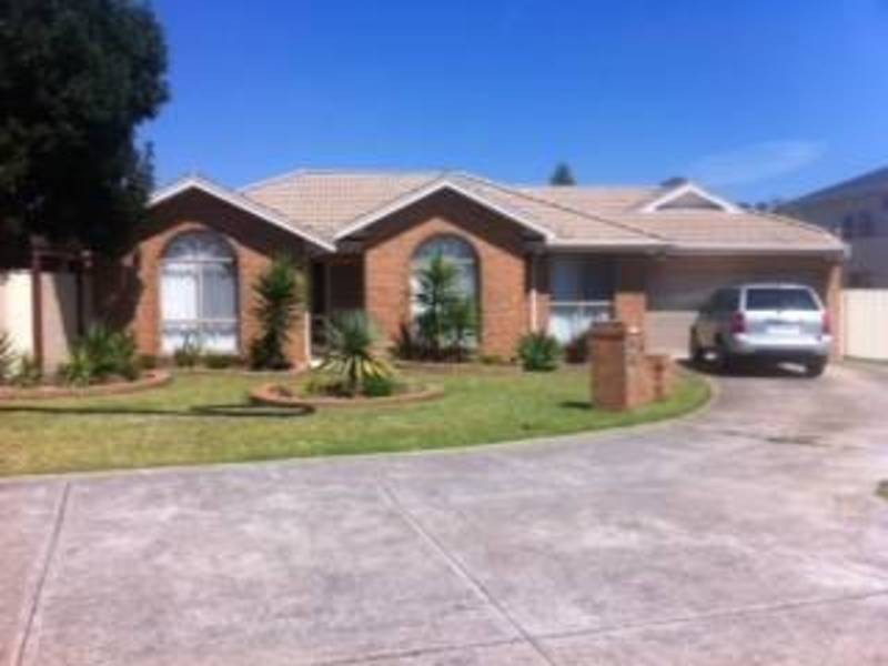 2/36 Hannah Avenue, Hillside VIC 3037