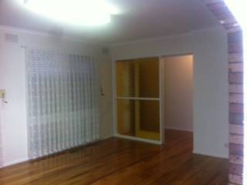 87 Kings Road, Kings Park VIC 3021