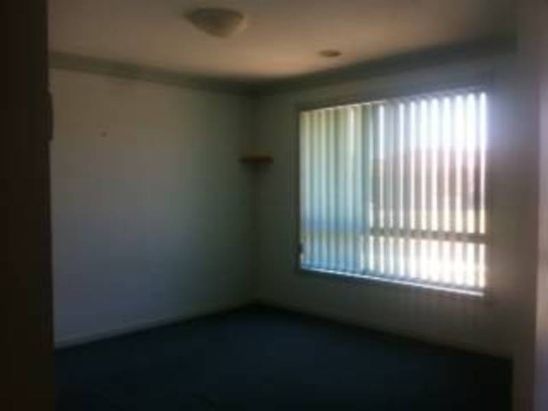 7  Mark Drive, Hillside VIC 3037