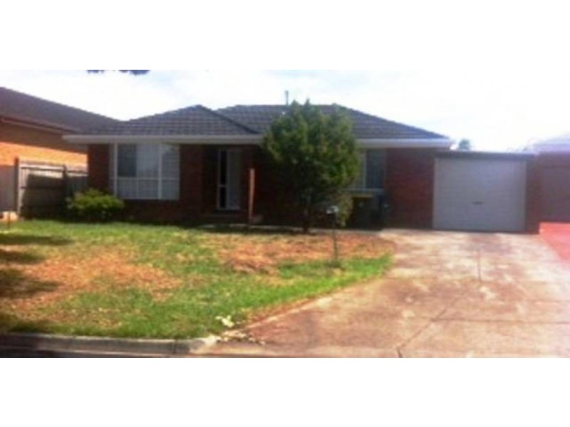 10  Yacht Court, Taylors Lakes VIC 3038