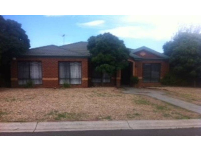 2 Upton Drive, Hillside VIC 3037