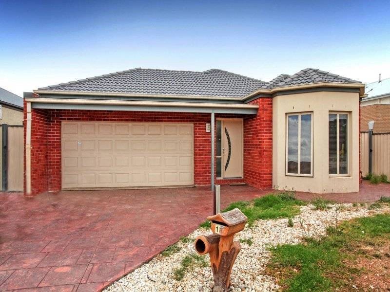 12 Deepdene Street, Caroline Springs VIC 3023