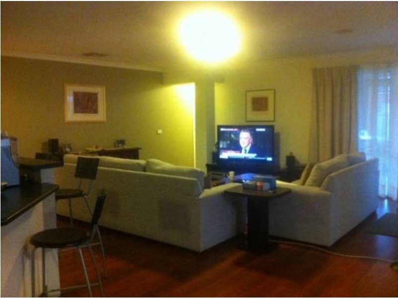 19 Johnston Way, Taylors Hill VIC 3037