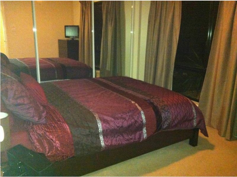 2/183  Copernicus Way, Keilor Downs VIC 3038