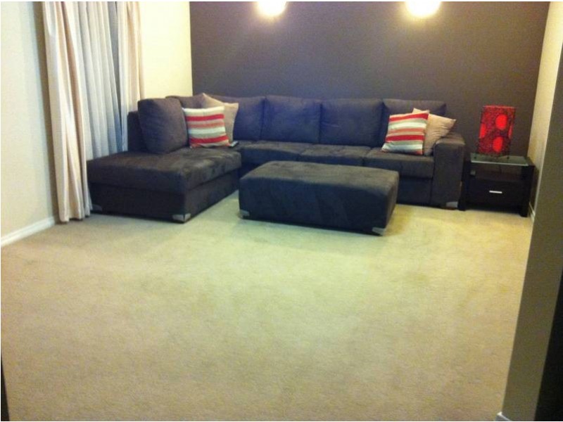 2/183  Copernicus Way, Keilor Downs VIC 3038