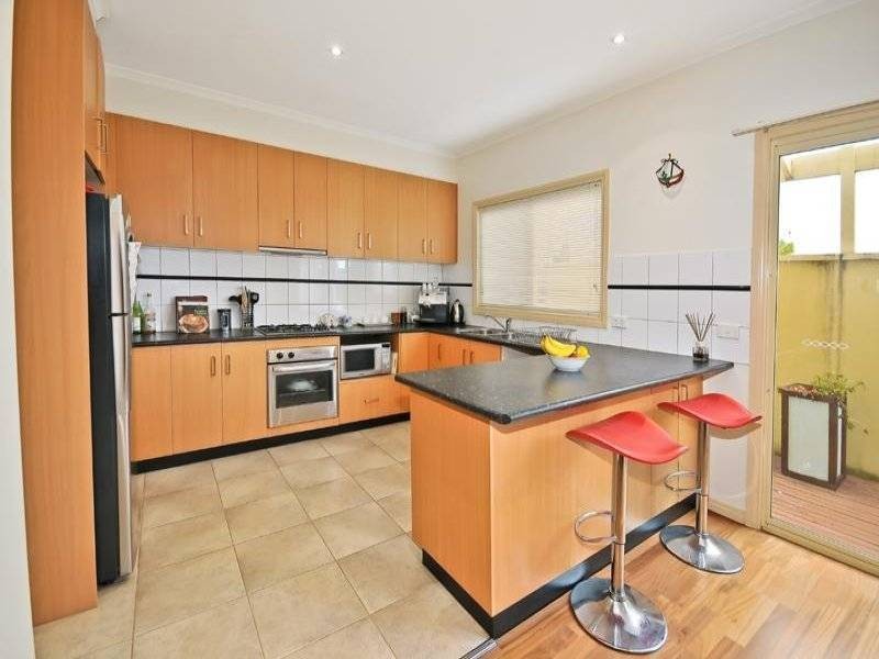 8/504-506 Melton Highway, Sydenham VIC 3037