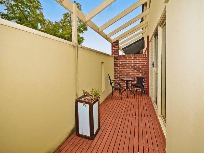 8/504-506 Melton Highway, Sydenham VIC 3037