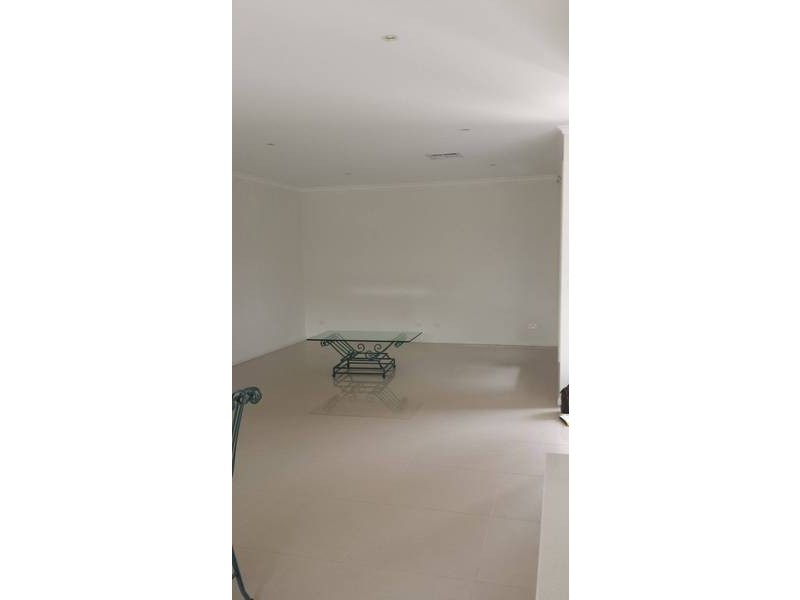 2/52 Daley Street, Glenroy VIC 3046