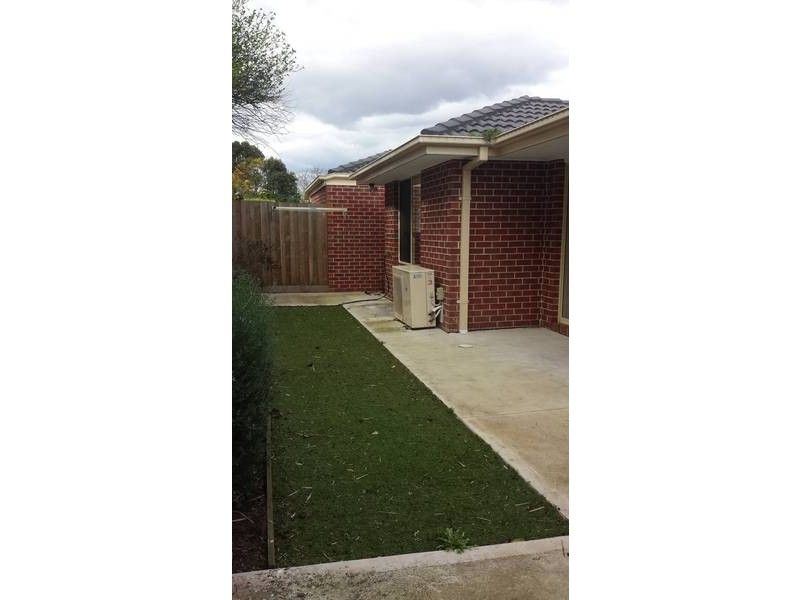 2/52 Daley Street, Glenroy VIC 3046