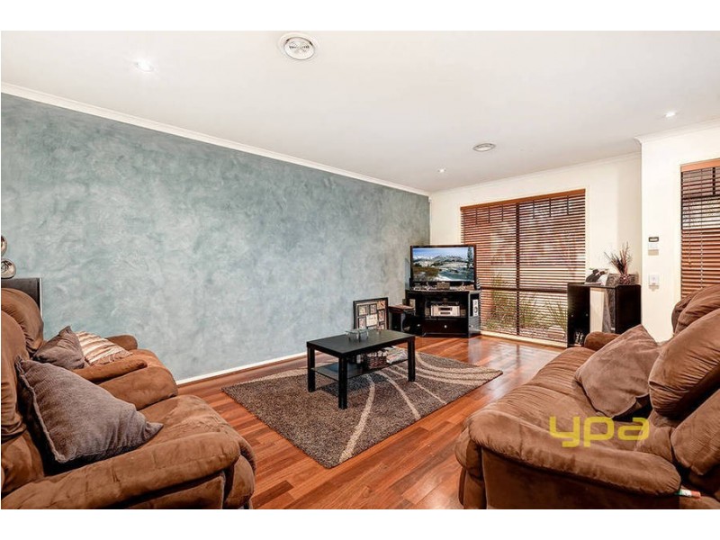6 Orchid Square, Sydenham VIC 3037