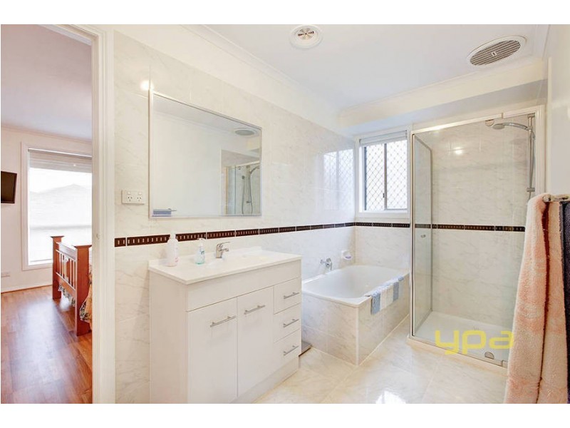 1 Oncidium Gardens, Keilor Downs VIC 3038