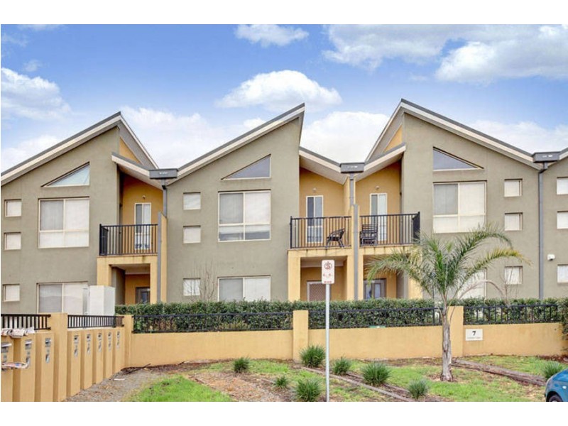 2/7 Lorraine Court, Hillside VIC 3037