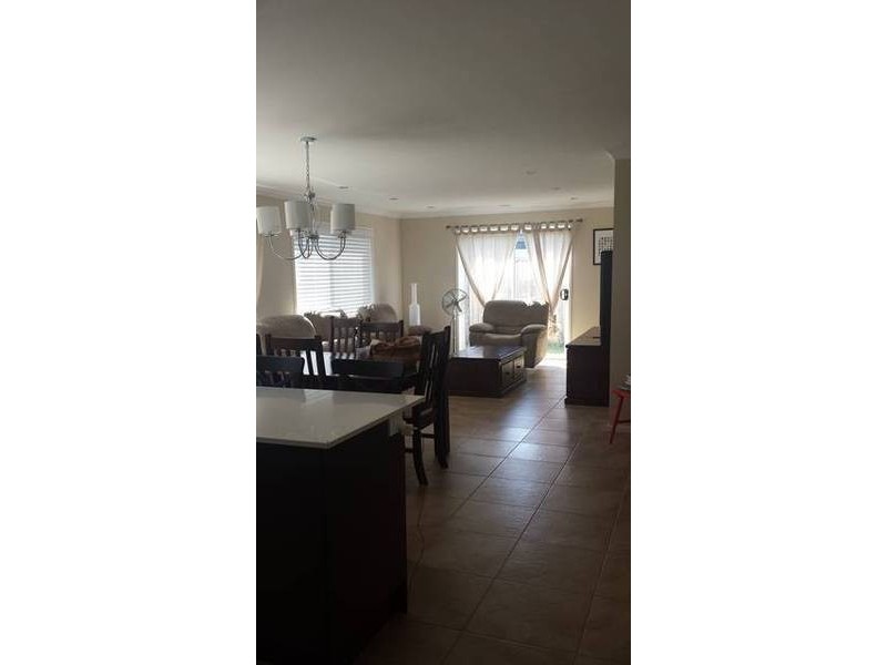 17 Adams Drive, Plumpton VIC 3335