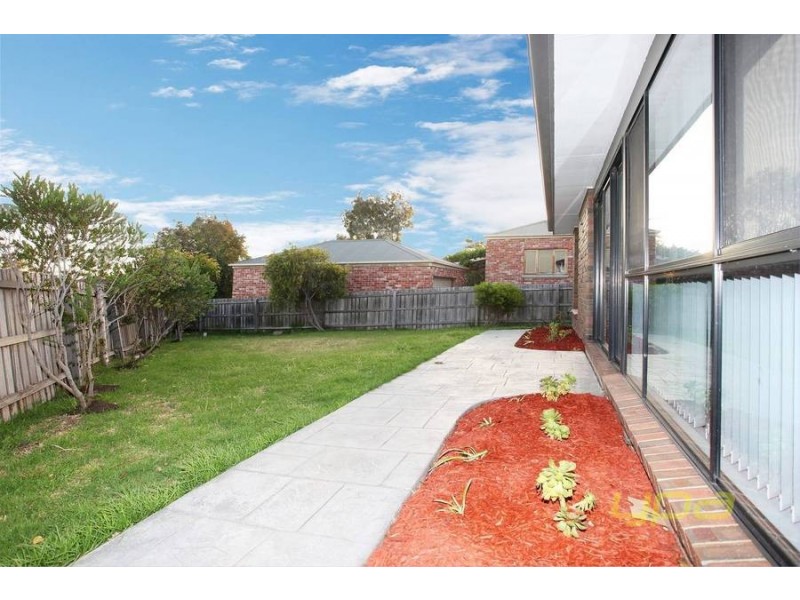 31 Bedingham Drive, Hillside VIC 3037