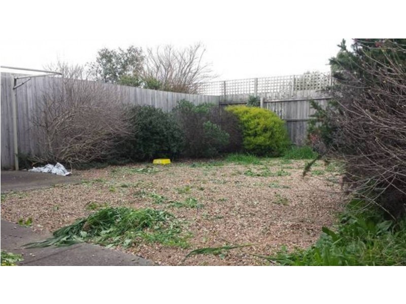 1/11 Timele Drive, Hillside VIC 3037