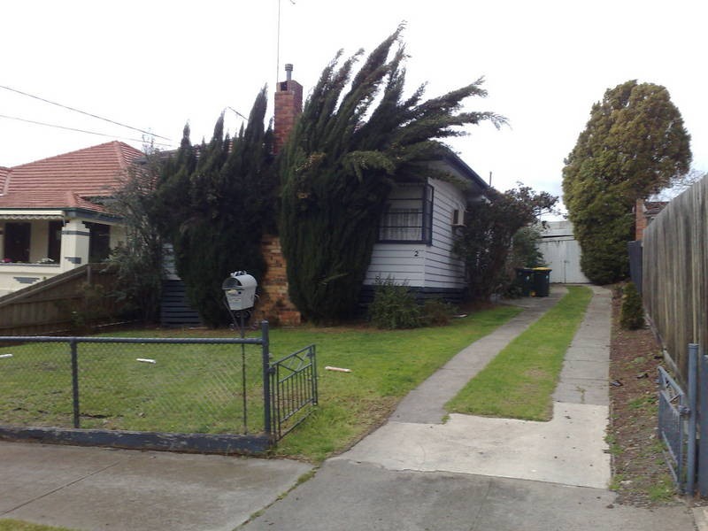 2 Grandview Avenue, Pascoe Vale South VIC 3044