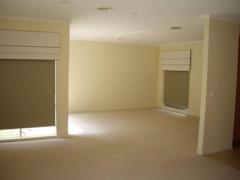 1/522 Melton Highway, Sydenham VIC 3037