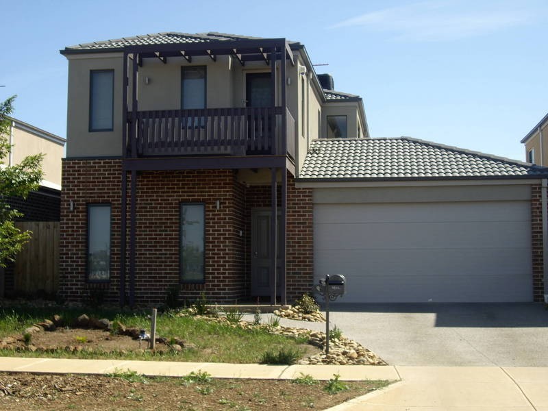 9 Ultimo Walk, Taylors Hill VIC 3037