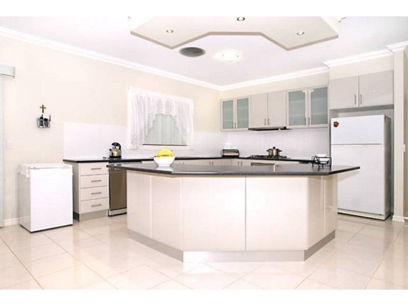 58 Barwon Street, Taylors Hill VIC 3037