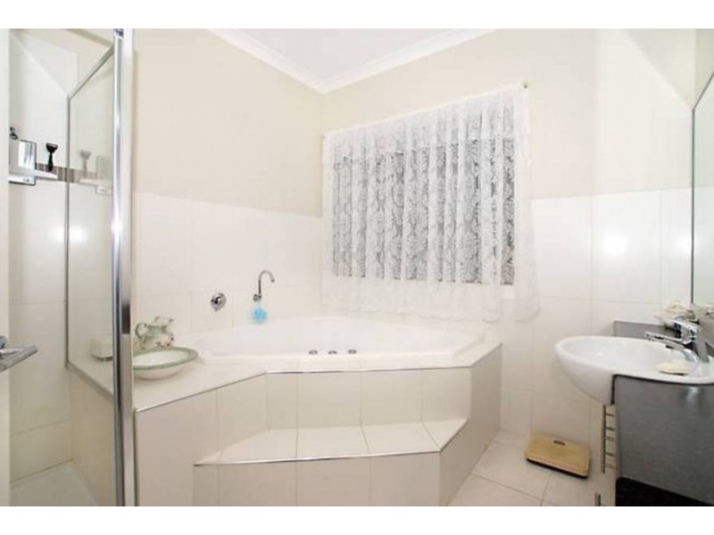 58 Barwon Street, Taylors Hill VIC 3037