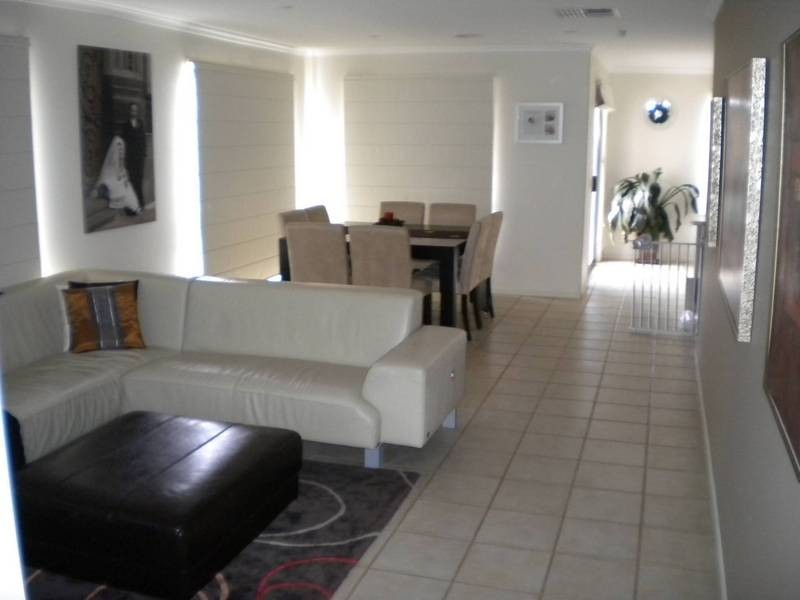 12 Pro Hart Way, Caroline Springs VIC 3023