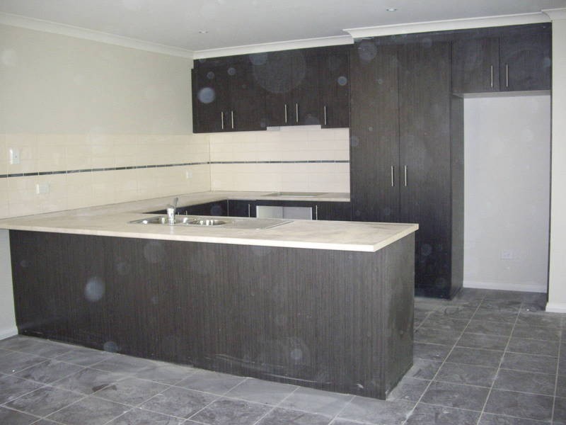 3/7 Montrose Court, Sydenham VIC 3037