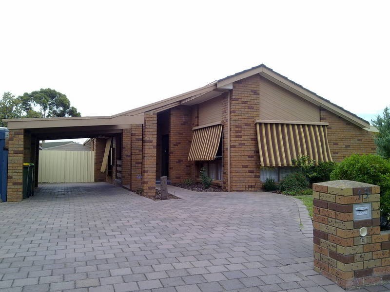 13 Sherbrooke Crescent, Taylors Lakes VIC 3038