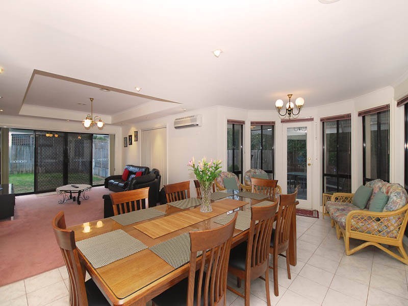 4 Bundy Court, Hillside VIC 3037