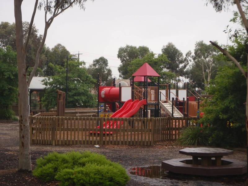 1/12 Global Way, Wyndham Vale VIC 3024