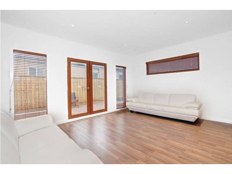1 Monaro, Tarneit VIC 3029
