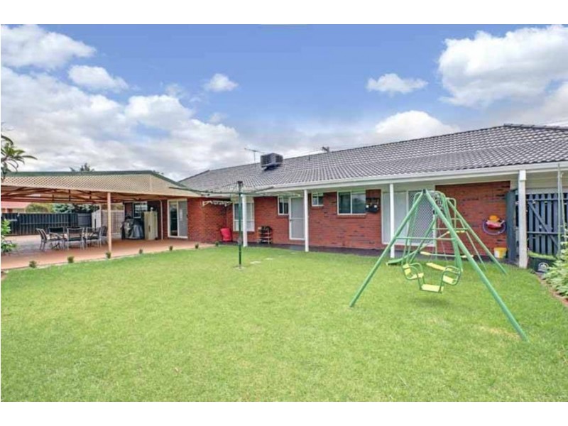 4 Karri Crescent, Hoppers Crossing VIC 3029