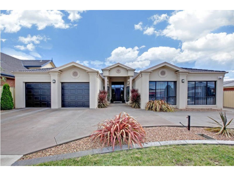 4 St Patricks Place, Tarneit VIC 3029