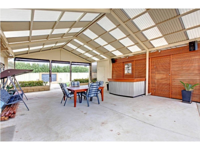 4 St Patricks Place, Tarneit VIC 3029