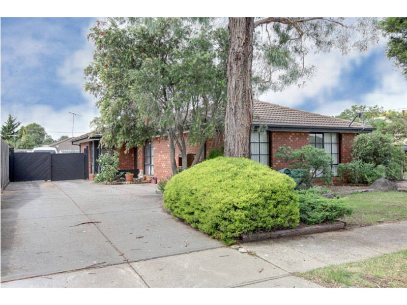 16 Wilson Crescent, Hoppers Crossing VIC 3029